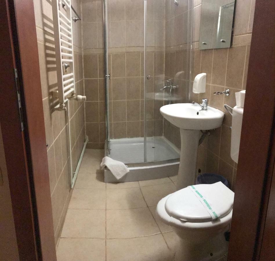 Hotel Cosmin 阿拉德 外观 照片
